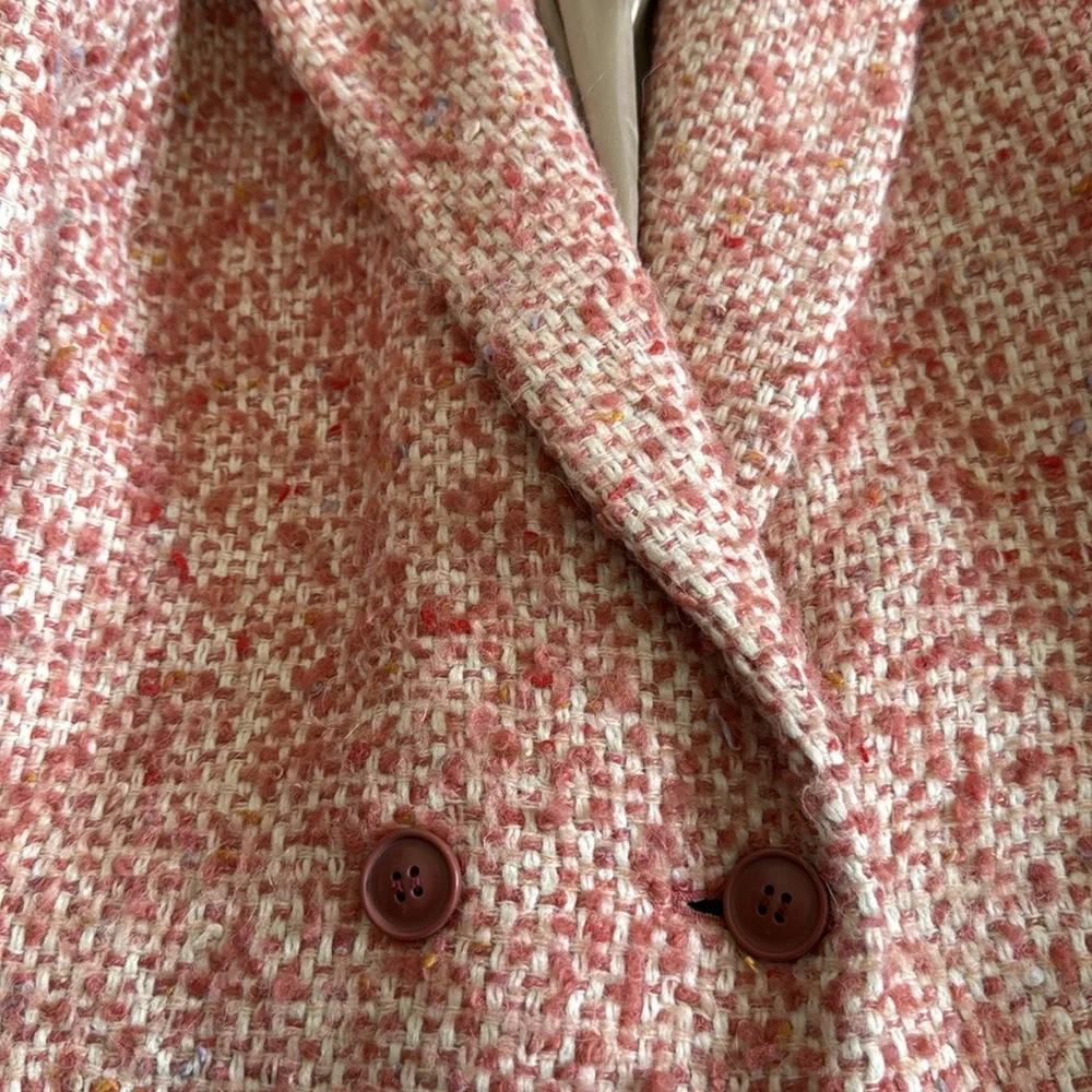 J. Crew Nalya Italian Tweed Button Front‎ Lady Coat Daphne peach size 6 - Picture 3 of 11